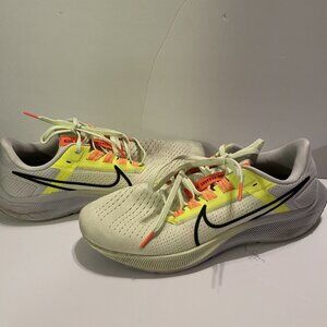 Nike Air Zoom Pegasus 38 Flyease Yellow DA6678 700 Size 9 Men’s